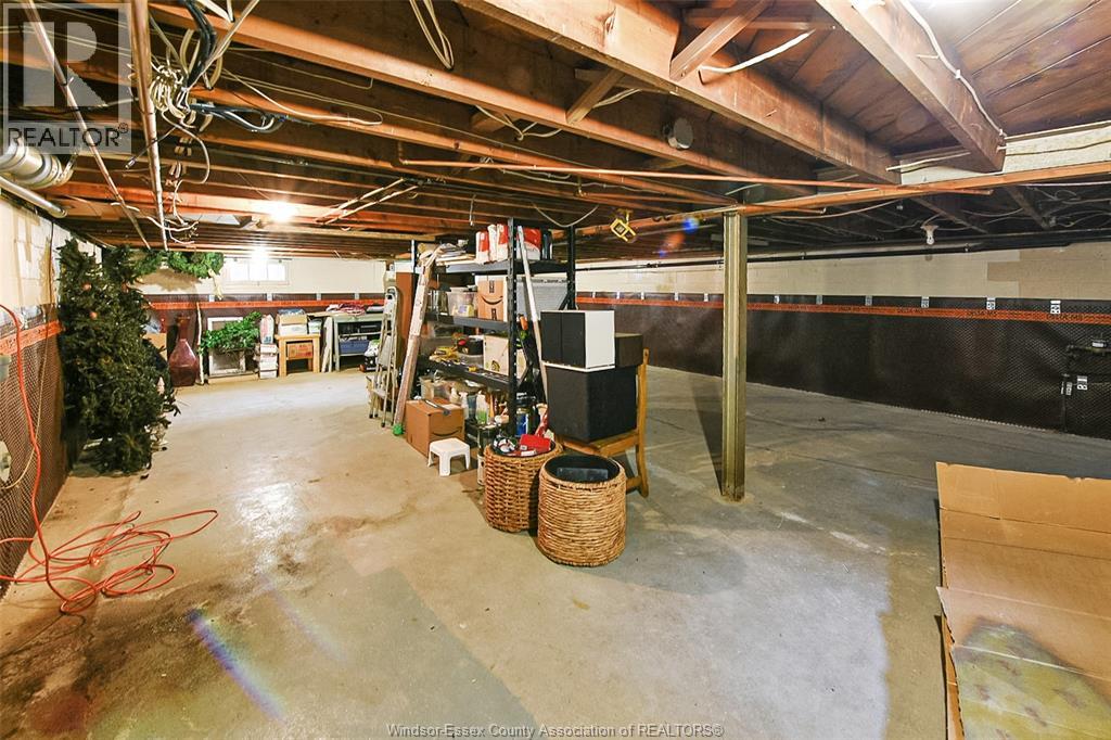 2735 Mark Avenue, Windsor, Ontario  N9E 2W4 - Photo 23 - 25031910