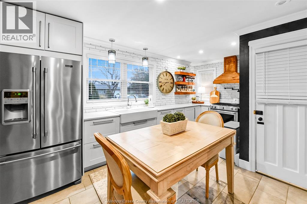 2735 Mark Avenue, Windsor, Ontario  N9E 2W4 - Photo 8 - 25031910