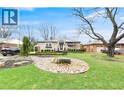 2735 MARK AVENUE, Windsor, Ontario