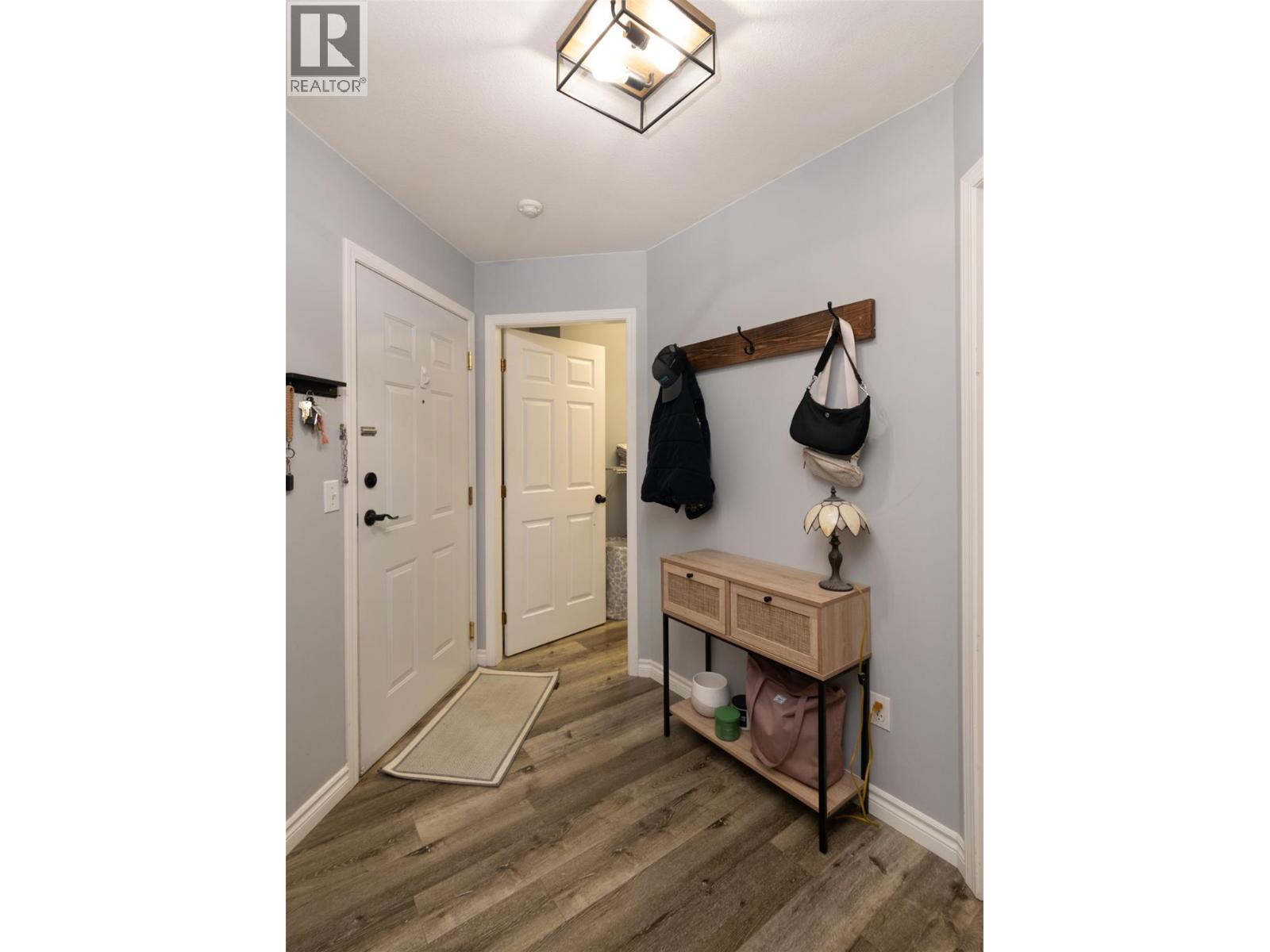 160 5 Avenue Sw Unit# 101, Salmon Arm, British Columbia  V1E 1R4 - Photo 17 - 10371272