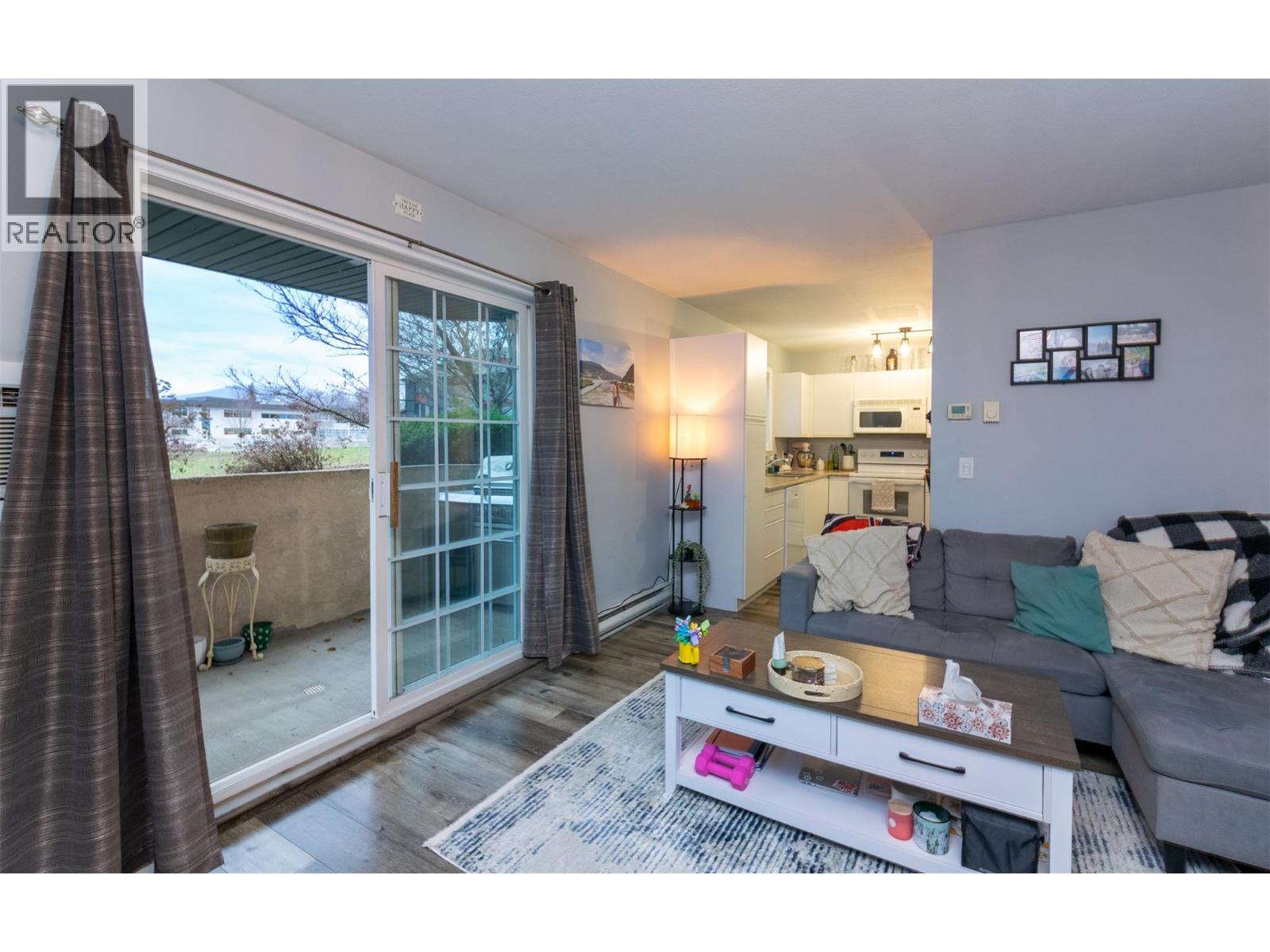 160 5 Avenue Sw Unit# 101, Salmon Arm, British Columbia  V1E 1R4 - Photo 3 - 10371272