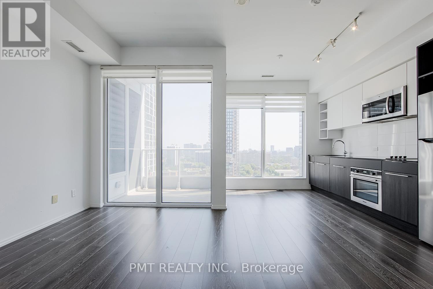 2001 - 68 Shuter Street, Toronto, Ontario  M5B 0B4 - Photo 2 - C12643638