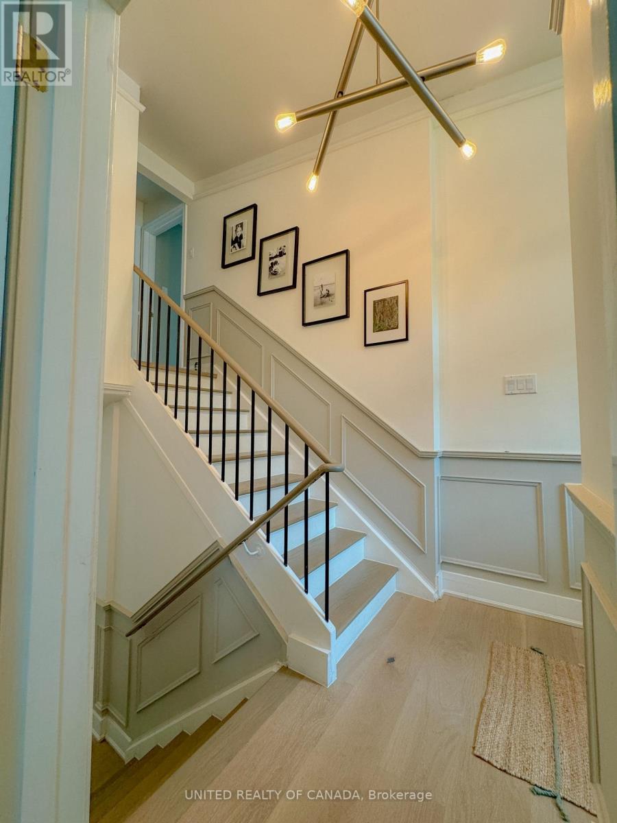 178 Three Valleys Drive, Toronto, Ontario  M3A 3L8 - Photo 4 - C12643640