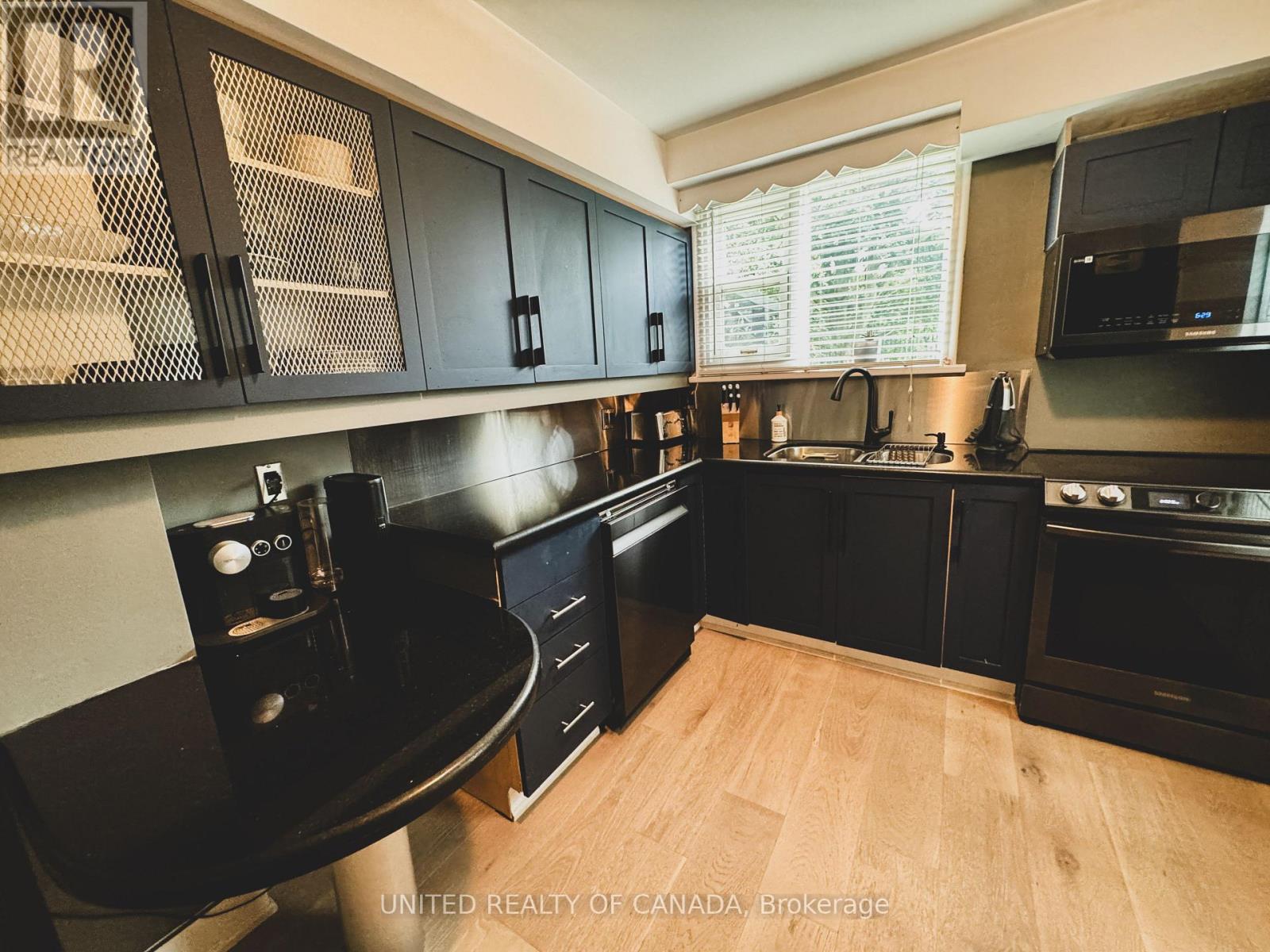 178 Three Valleys Drive, Toronto, Ontario  M3A 3L8 - Photo 8 - C12643640