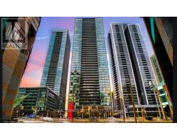 110 CHARLES STREET E, Toronto, Ontario