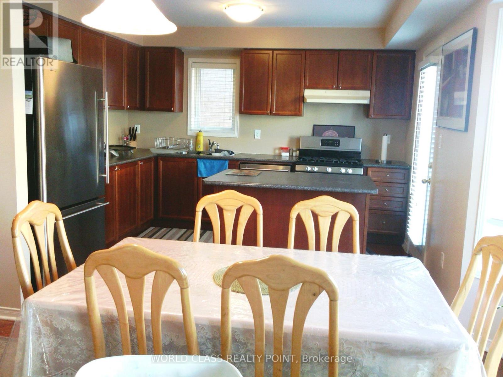 33 Rushbrooke Way, Ajax, Ontario  L1Z 2C4 - Photo 9 - E12643682