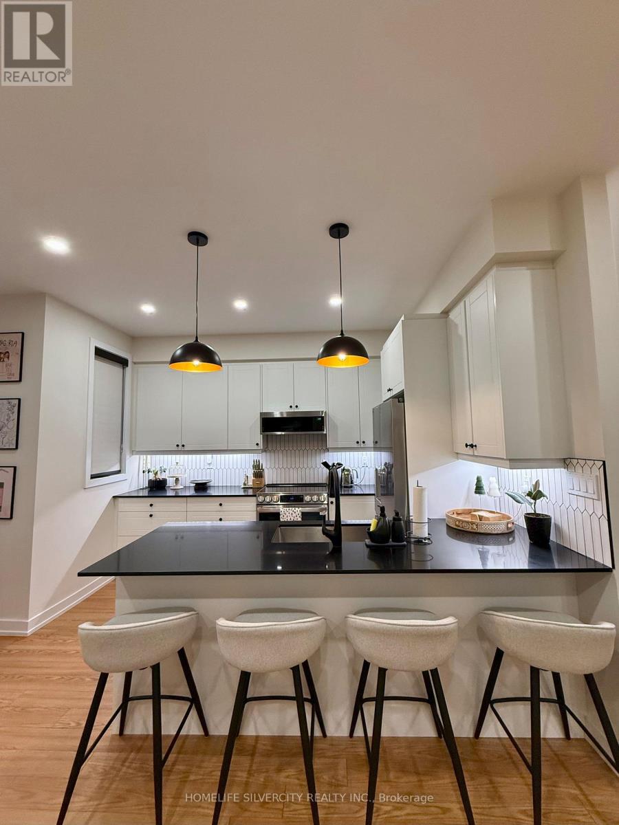 42 Chiffon Street, Vaughan, Ontario  L4L 0M6 - Photo 7 - N12643602