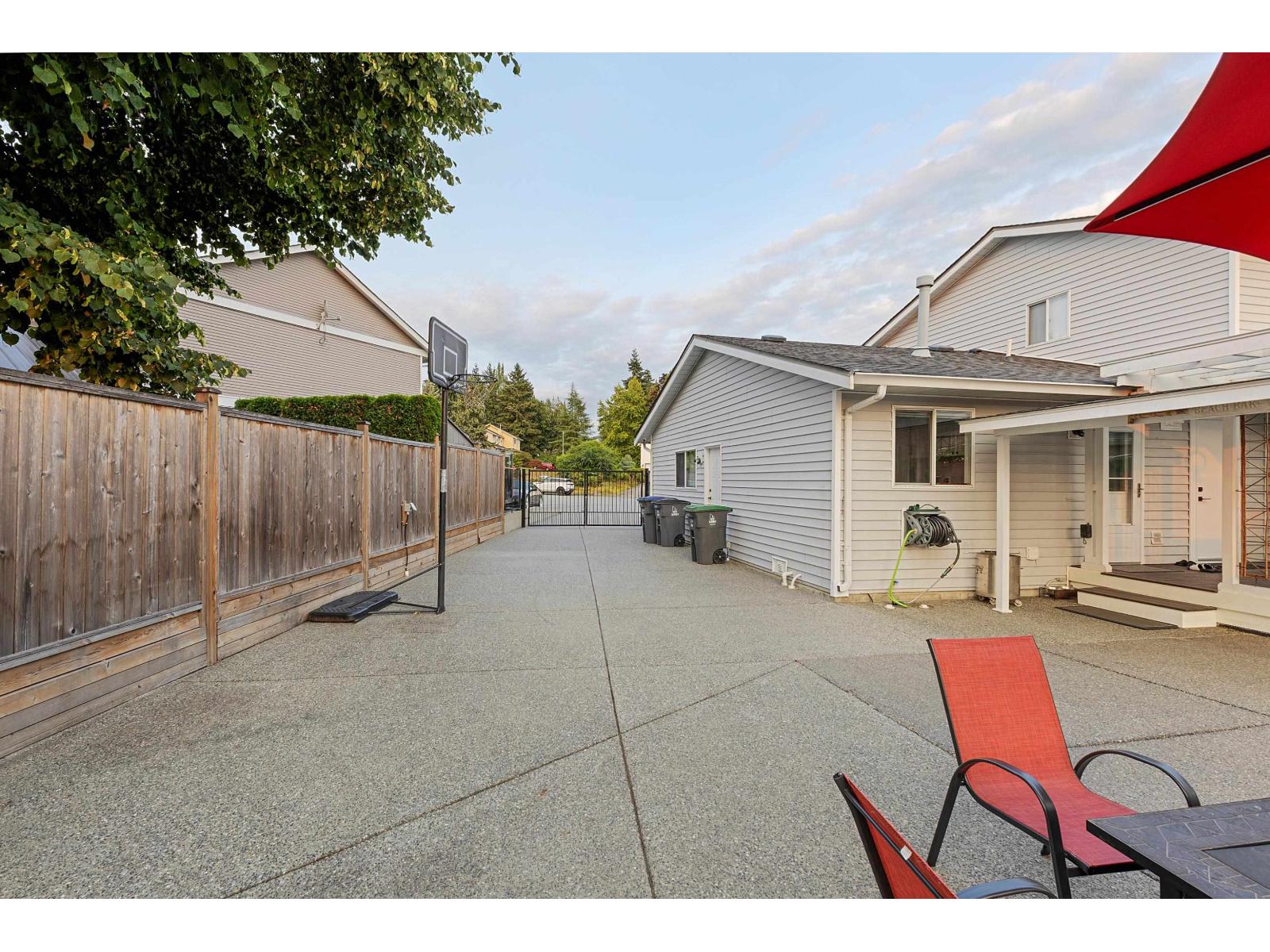 18244 54 Avenue, Surrey, British Columbia  V3S 7Z1 - Photo 17 - R3074434