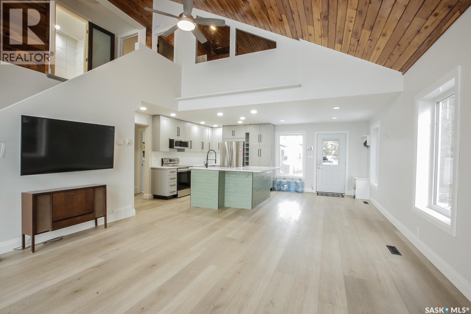 2 Lakeview Lane, Katepwa Beach, Saskatchewan  S0G 2Y0 - Photo 11 - SK025811