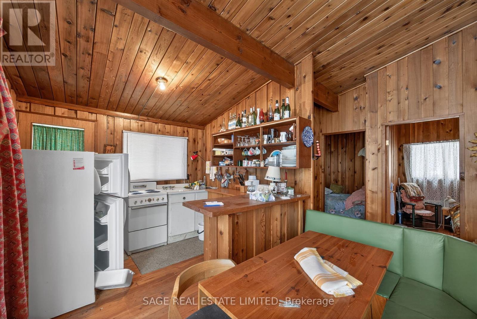 7856 Birch Drive, Ramara, Ontario  L0K 2B0 - Photo 14 - S12643612