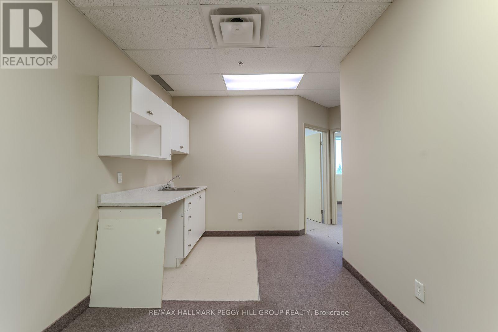 10b - 102 Commerce Park Drive, Barrie (0 West), Ontario L4N 8W8 - Photo 8 - S12643616