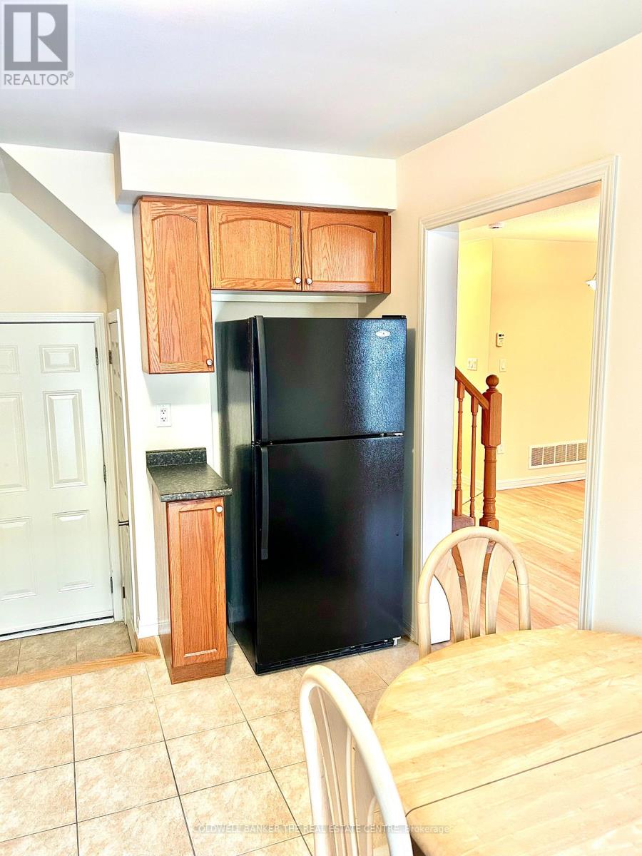 20 Steele Street, New Tecumseth, Ontario  L9R 0E6 - Photo 8 - N12643186