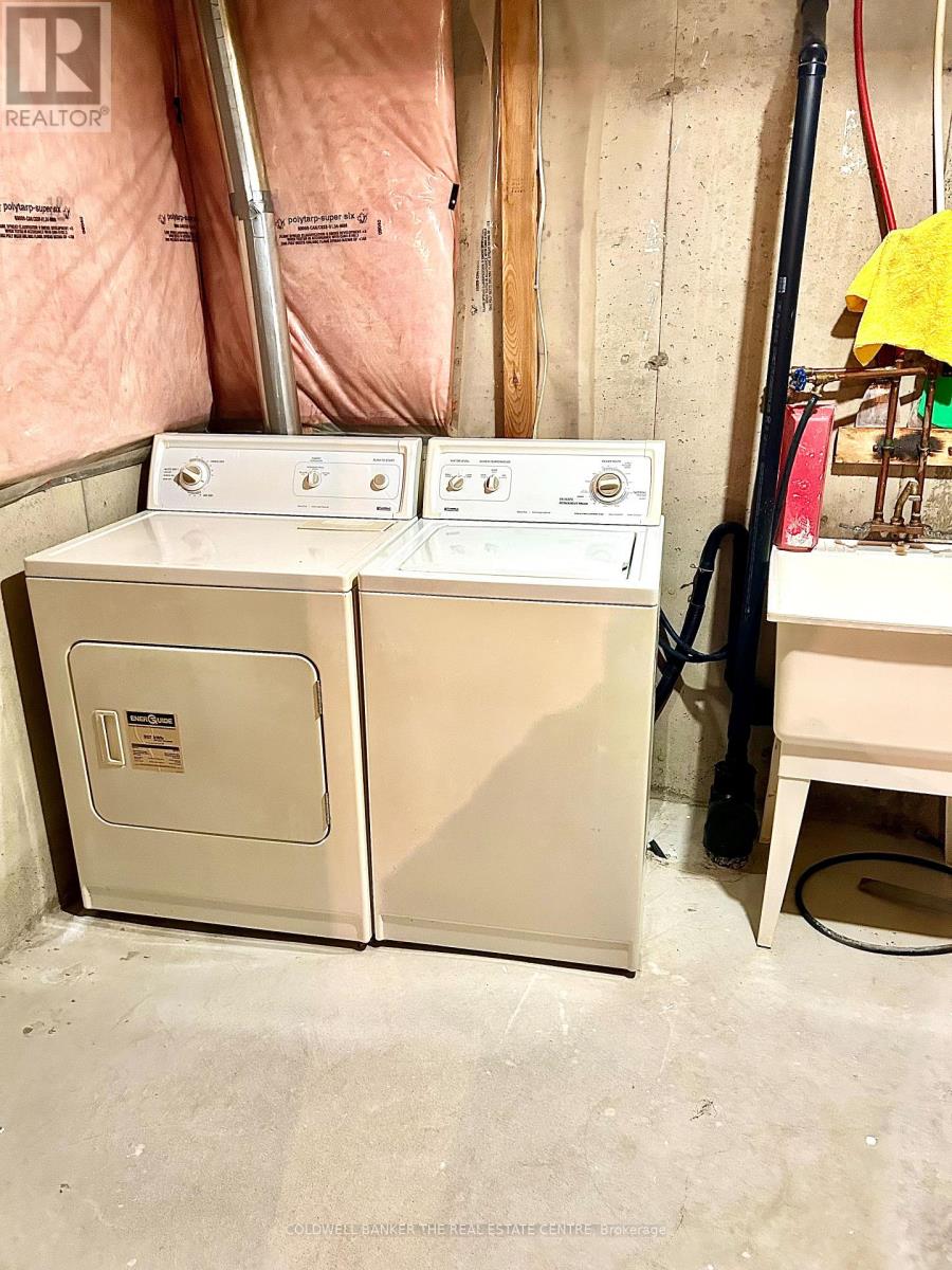 20 Steele Street, New Tecumseth, Ontario  L9R 0E6 - Photo 10 - N12643186