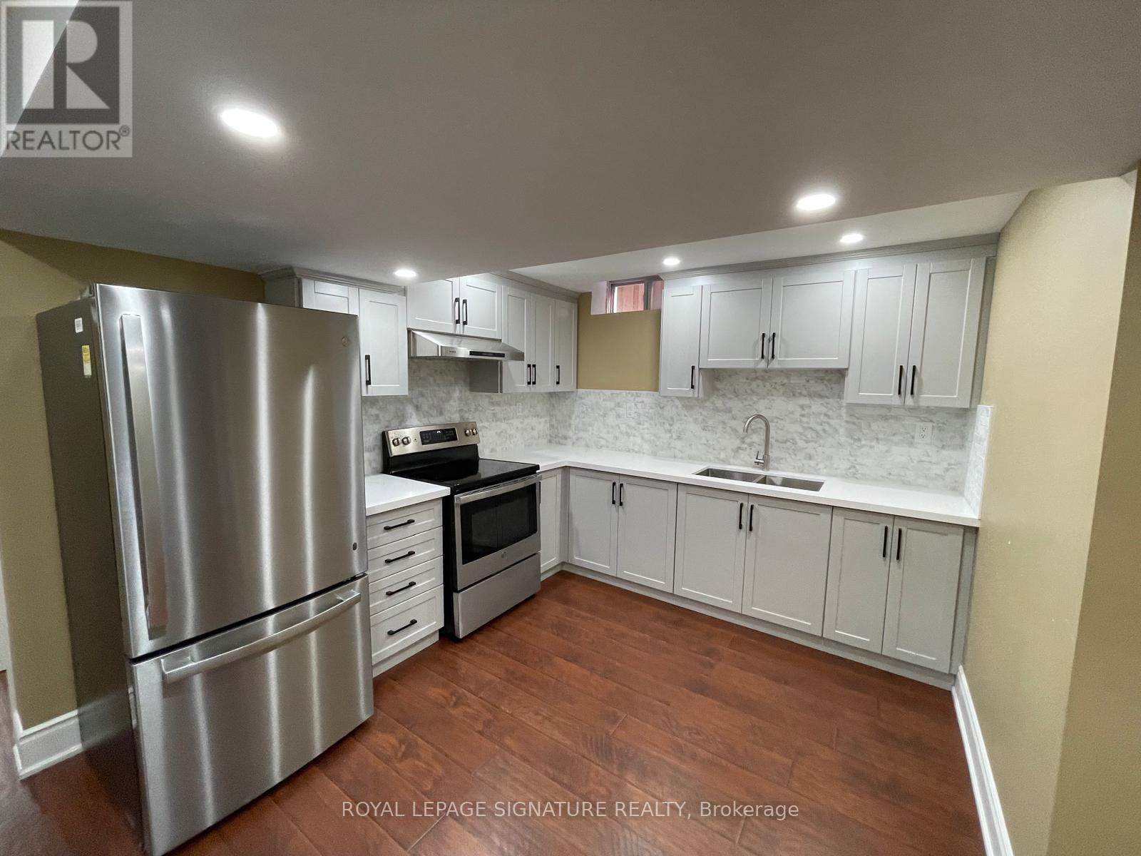 Bsmt - 5 Mountain Ridge Road, Brampton, Ontario  L6Y 0S5 - Photo 3 - W12643560