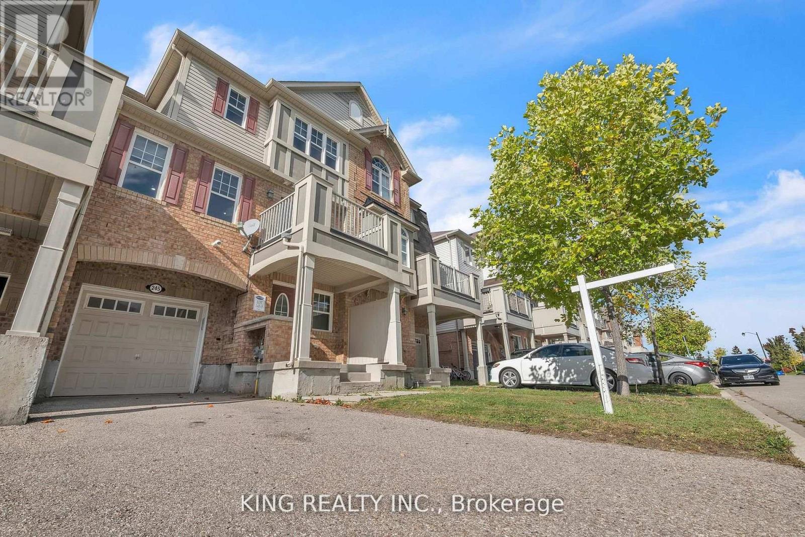 245 SEPTIMUS HEIGHTS, Milton, Ontario