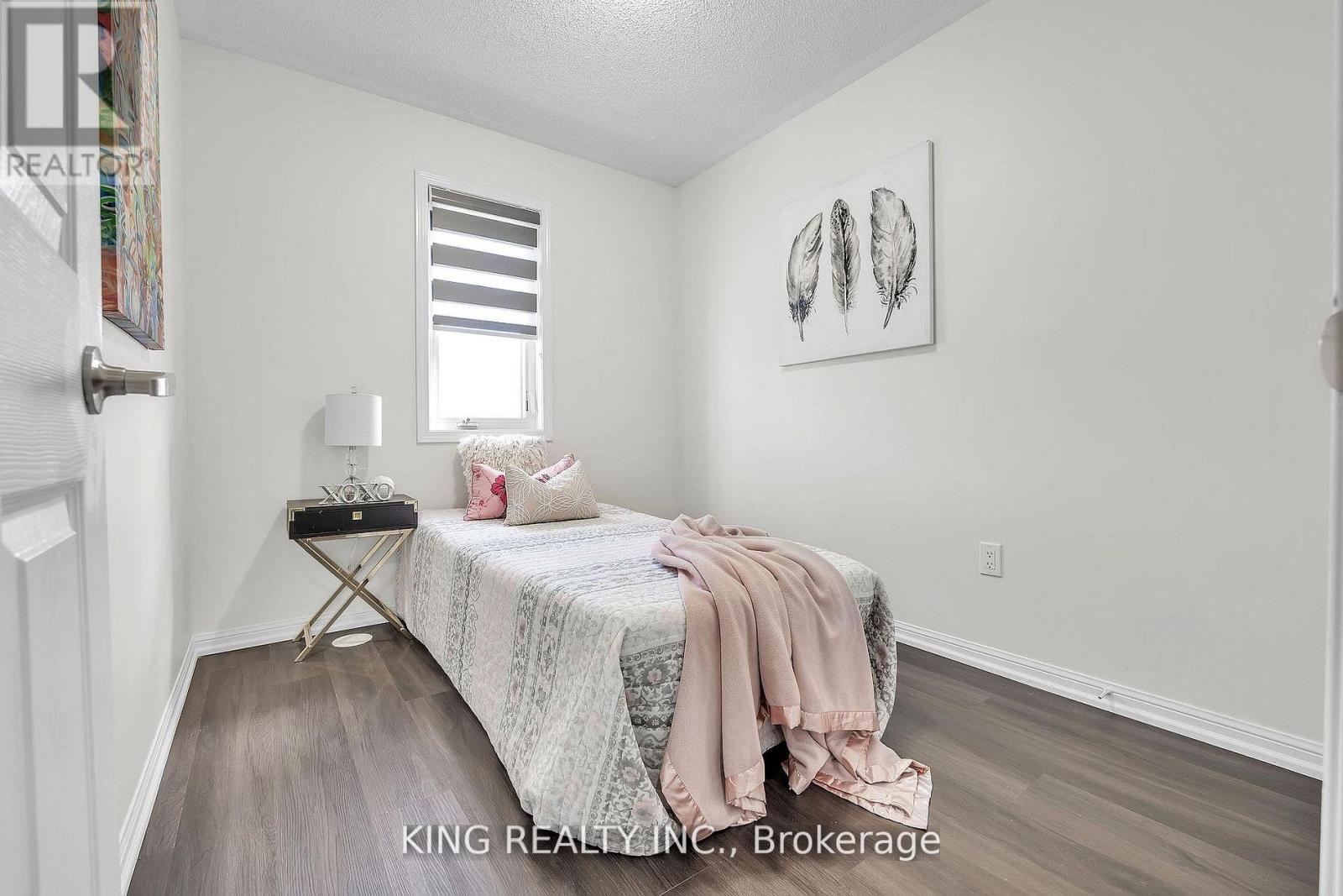 245 Septimus Heights, Milton, Ontario  L9T 8N7 - Photo 19 - W12643568