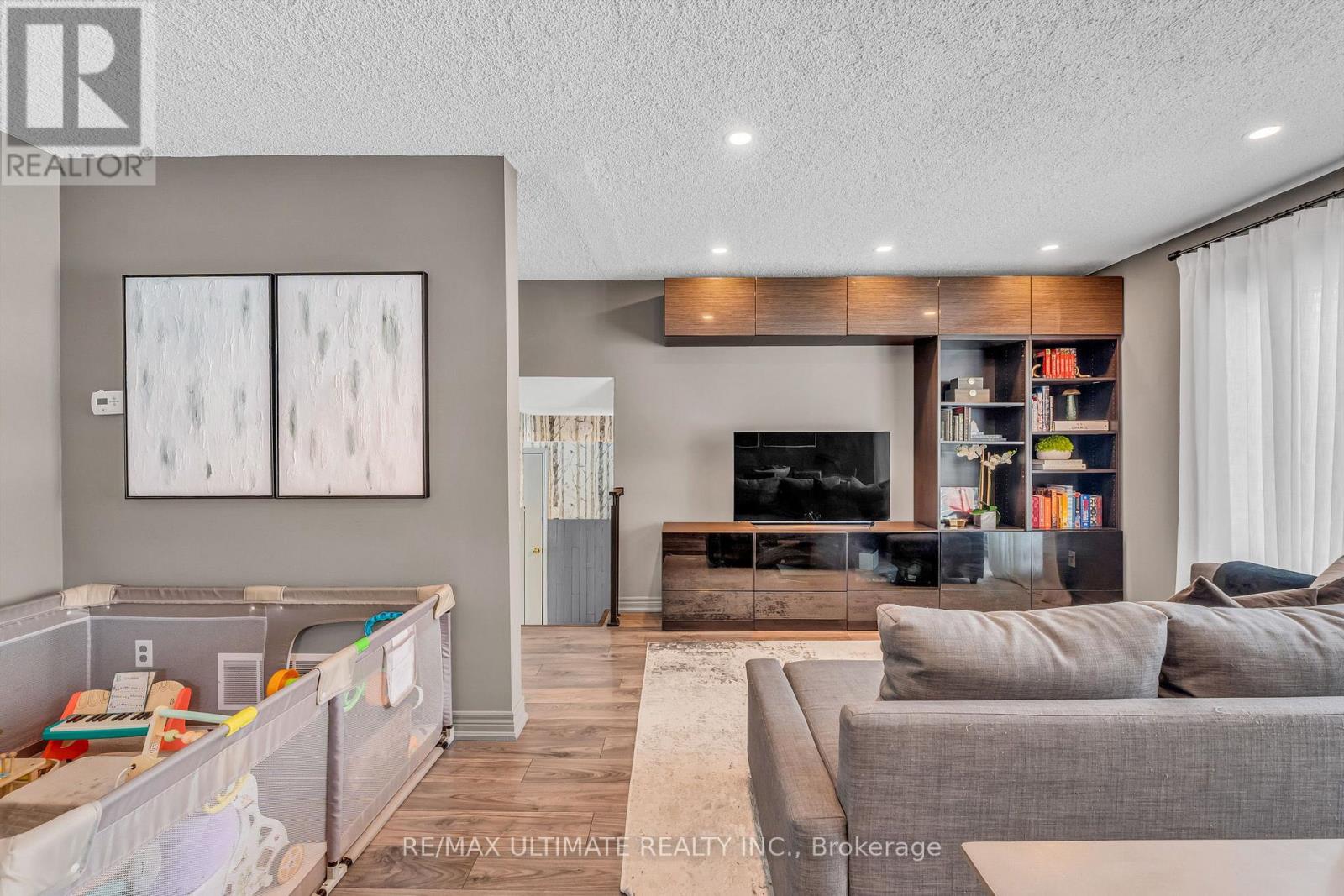 37 Banbury Court, Brampton, Ontario  L6T 1Y9 - Photo 12 - W12643576