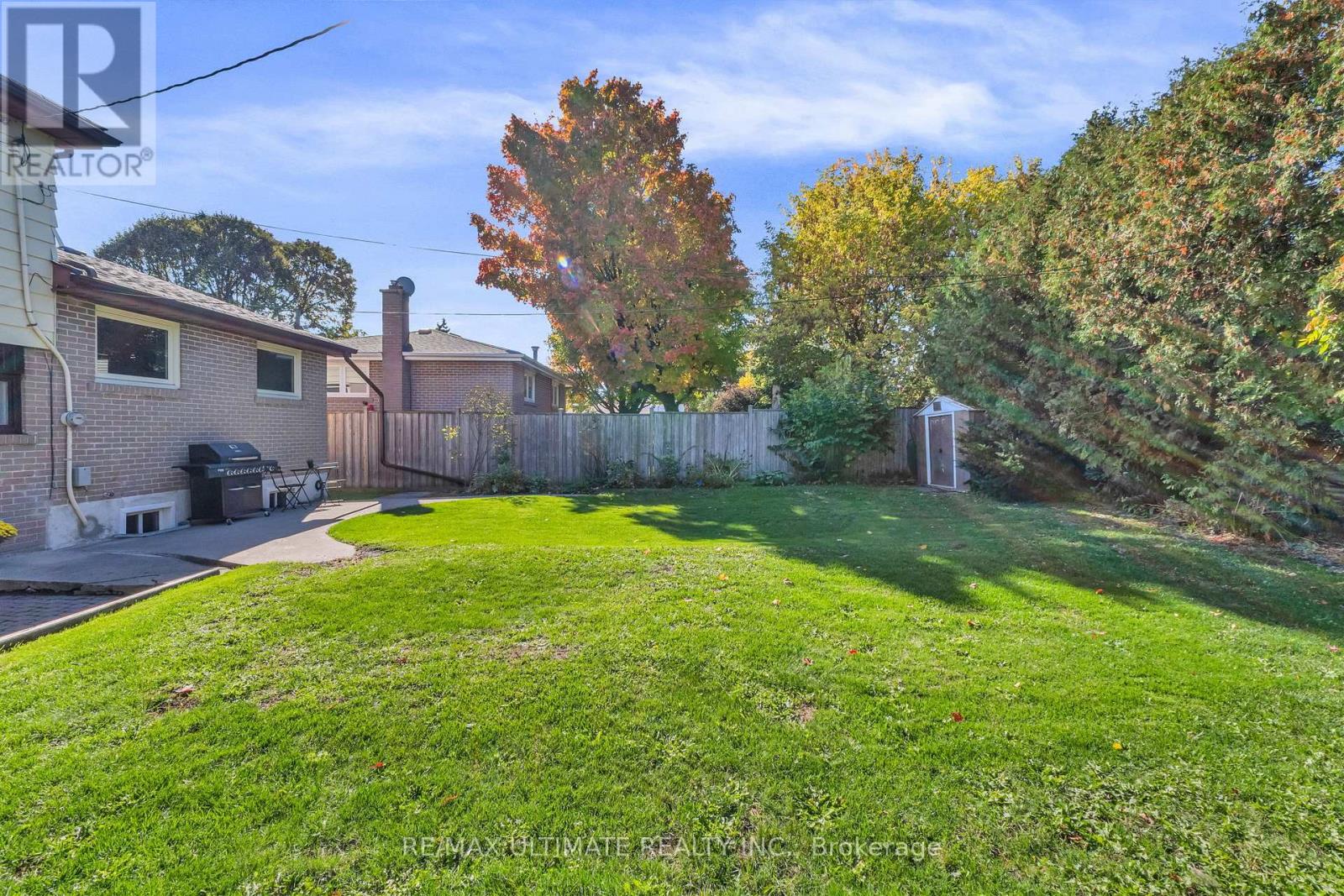 37 Banbury Court, Brampton, Ontario  L6T 1Y9 - Photo 40 - W12643576