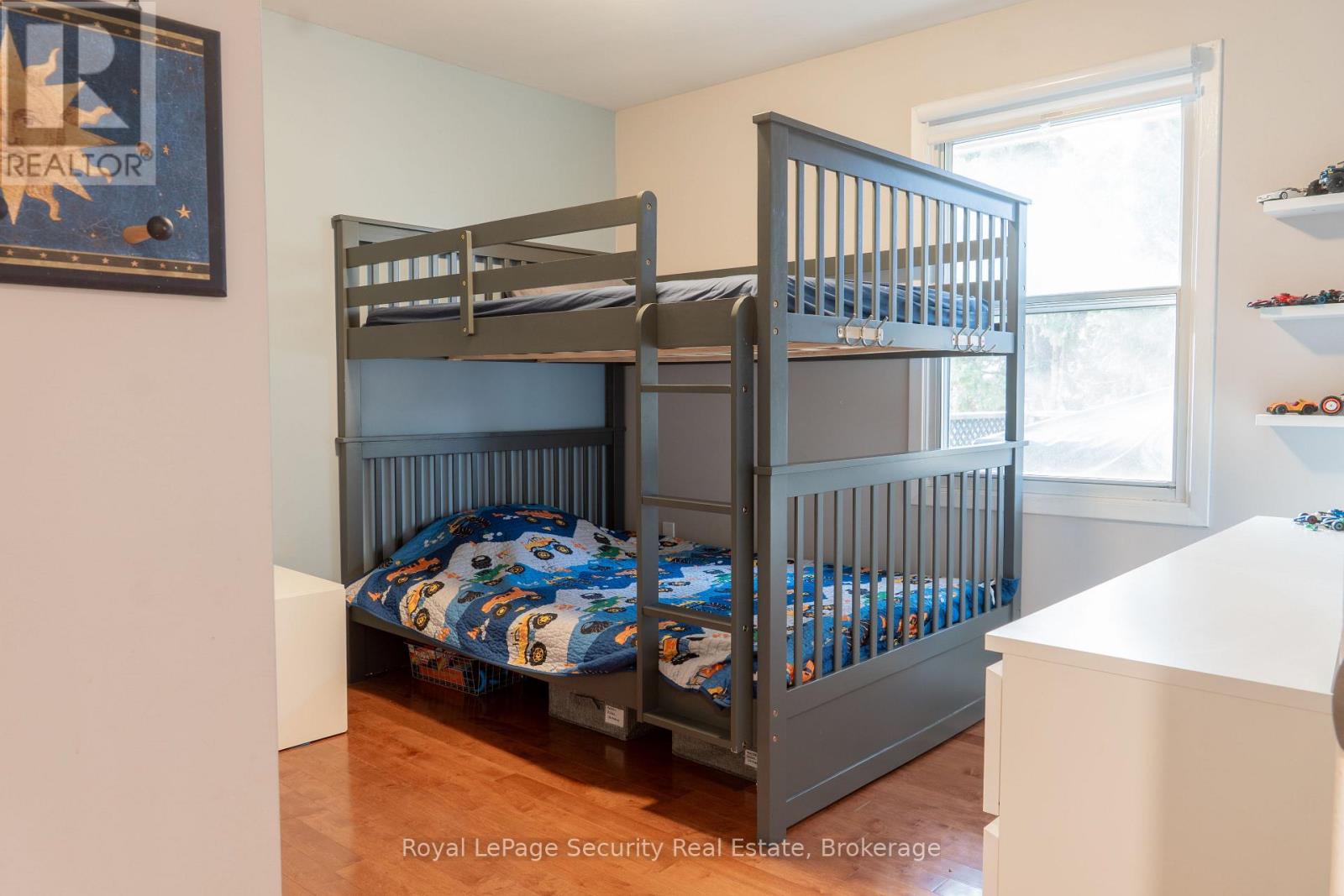 3248 Silverado Drive, Mississauga, Ontario  L5A 2W1 - Photo 7 - W12643584