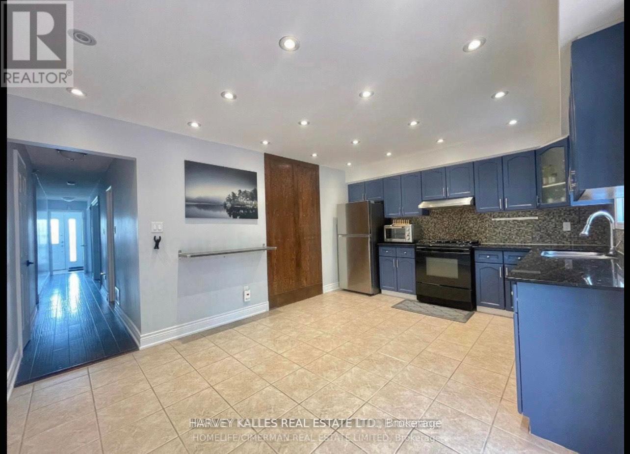 Main - 394 Caledonia Road, Toronto, Ontario  M6E 4T8 - Photo 3 - W12643586