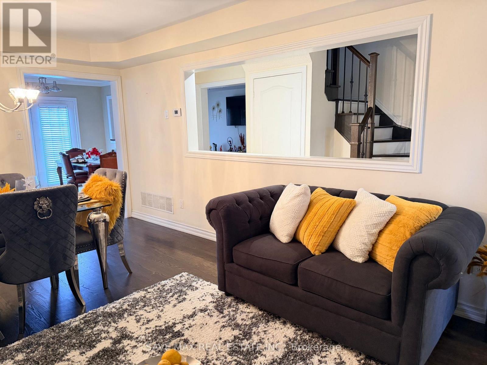 234 Waterbury Street, Caledon, Ontario  L7E 2J1 - Photo 6 - W12643604