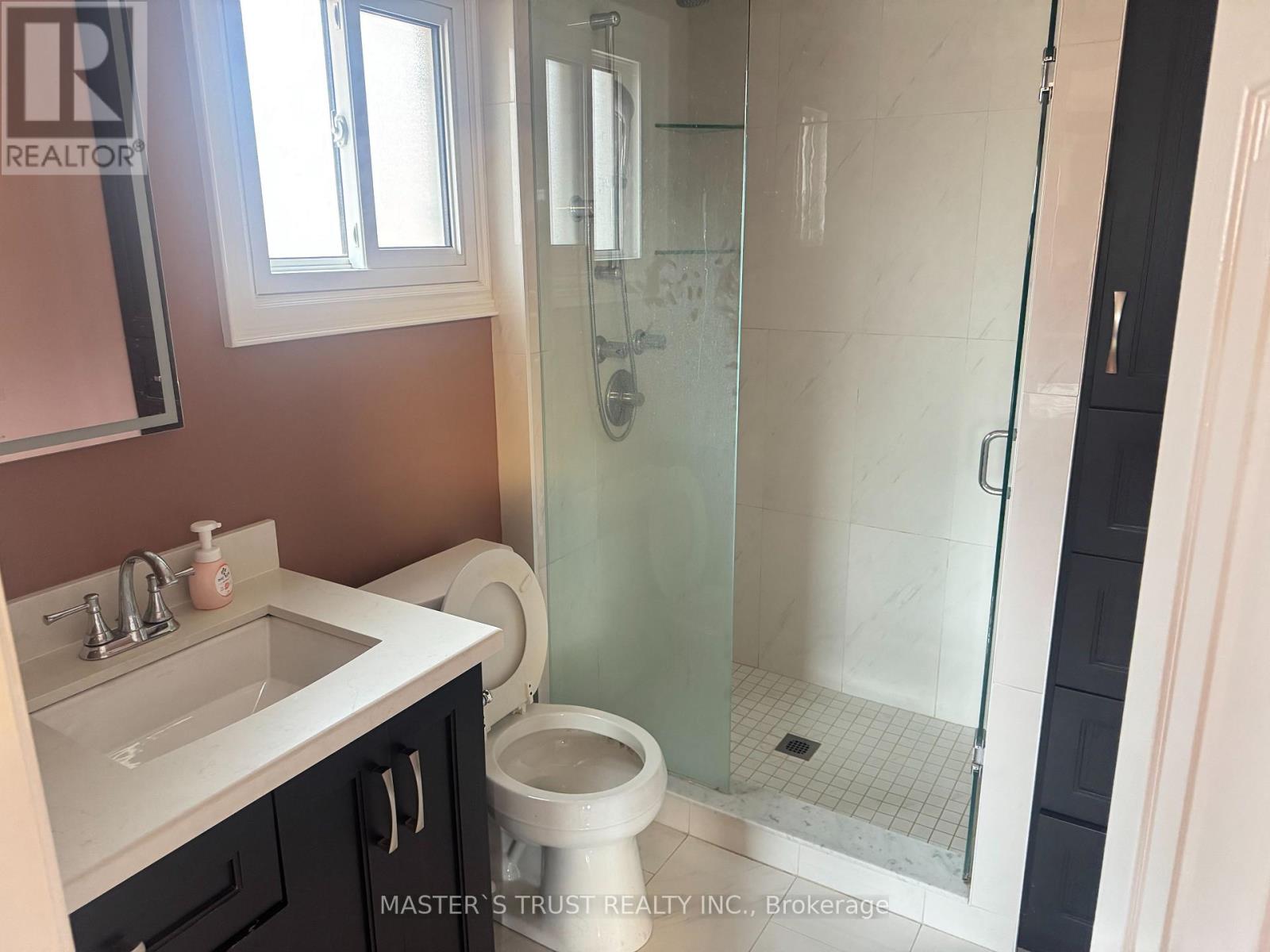 411 Winfield Terrace, Mississauga, Ontario  L5R 1N9 - Photo 12 - W12643620