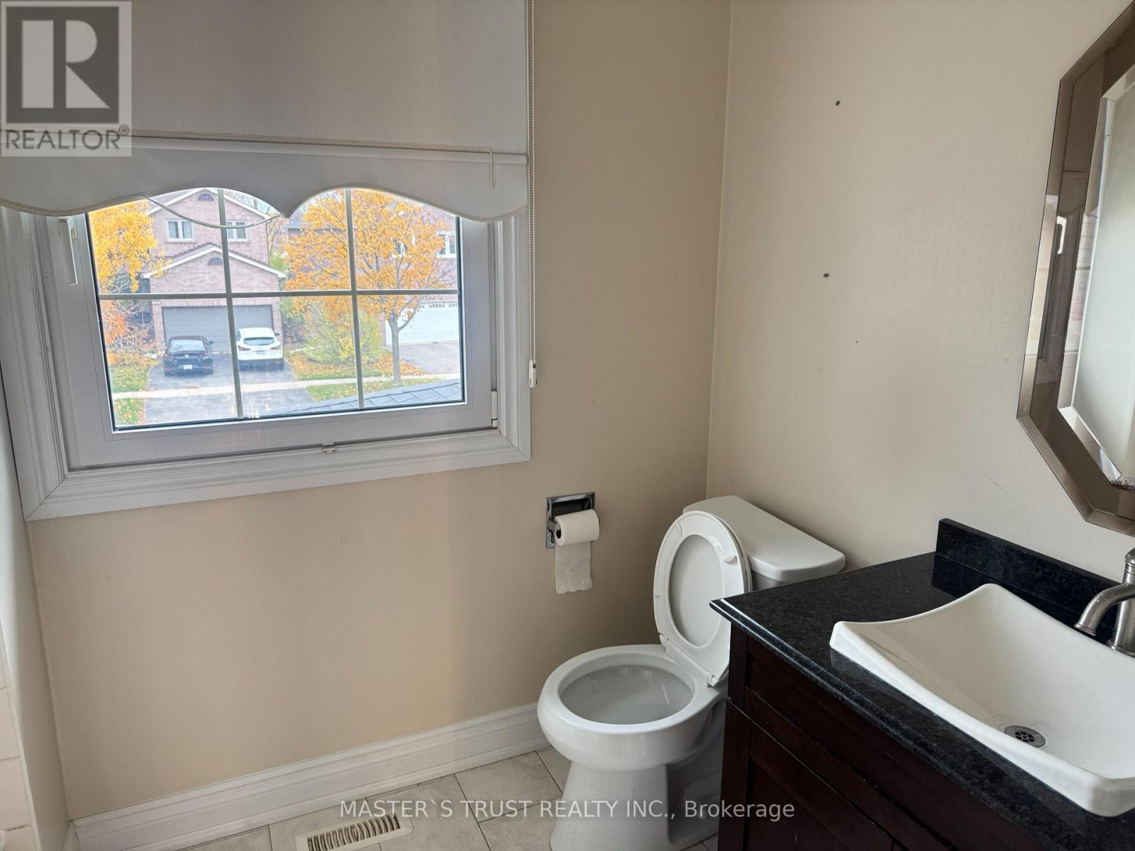 411 Winfield Terrace, Mississauga, Ontario  L5R 1N9 - Photo 18 - W12643620