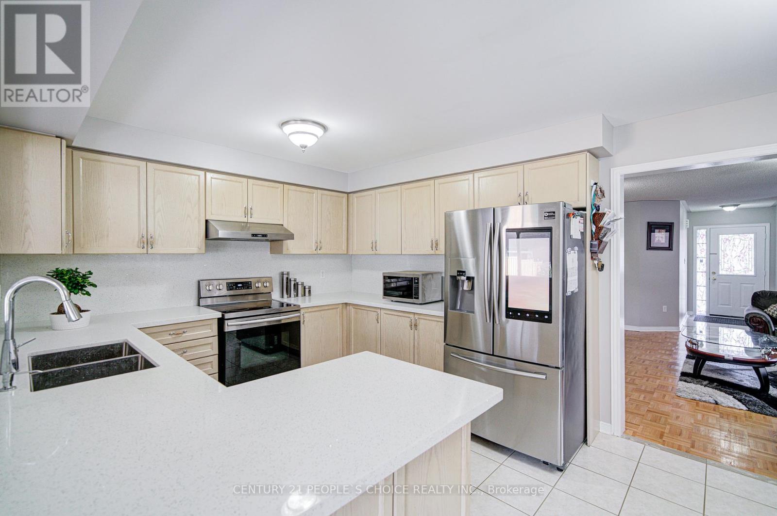 72 Zia Dodda Crescent, Brampton, Ontario  L6P 1J4 - Photo 12 - W12643622