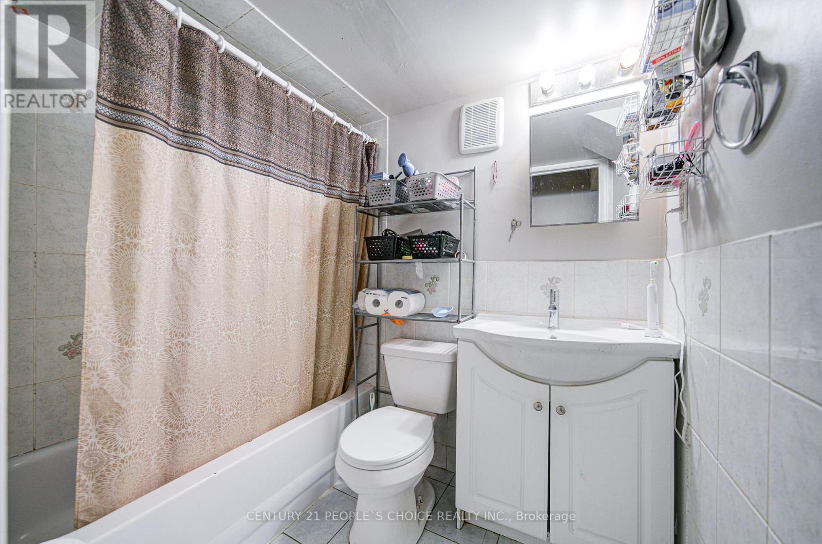 72 Zia Dodda Crescent, Brampton, Ontario  L6P 1J4 - Photo 40 - W12643622