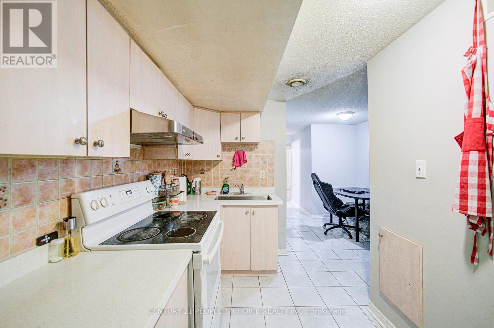 72 Zia Dodda Crescent, Brampton, Ontario  L6P 1J4 - Photo 43 - W12643622