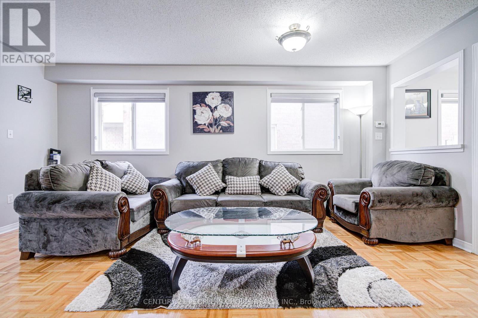 72 Zia Dodda Crescent, Brampton, Ontario  L6P 1J4 - Photo 6 - W12643622