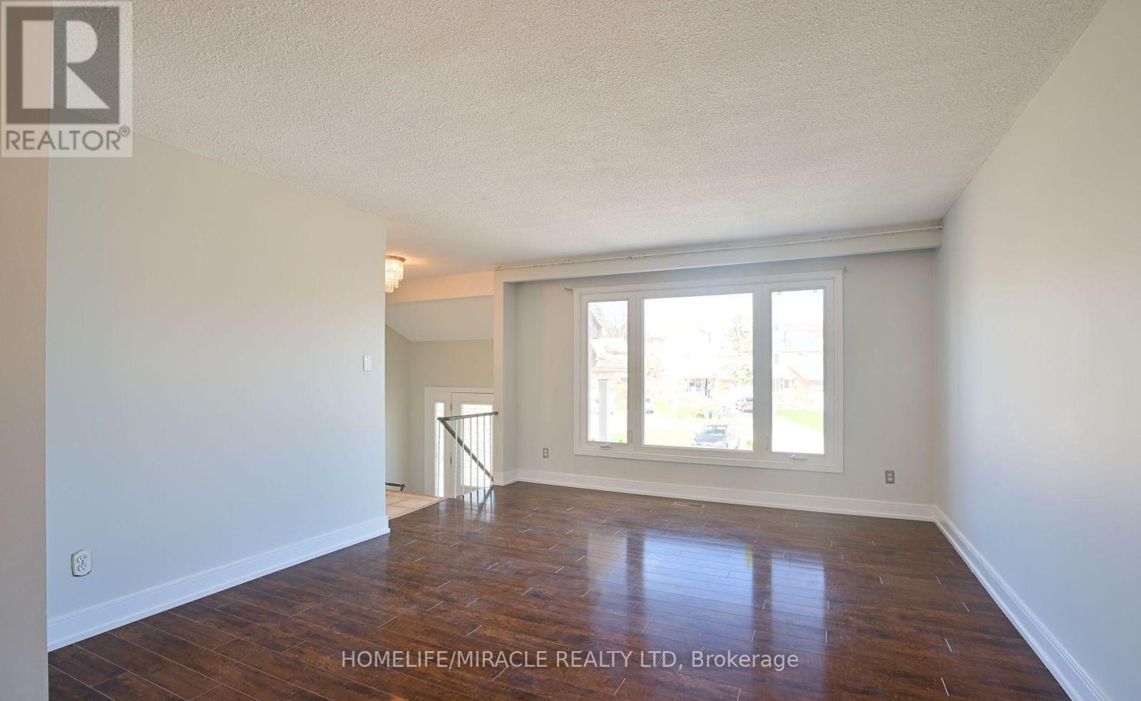 28 Peterson Court N, Brampton, Ontario  L6Z 1K6 - Photo 14 - W12643678