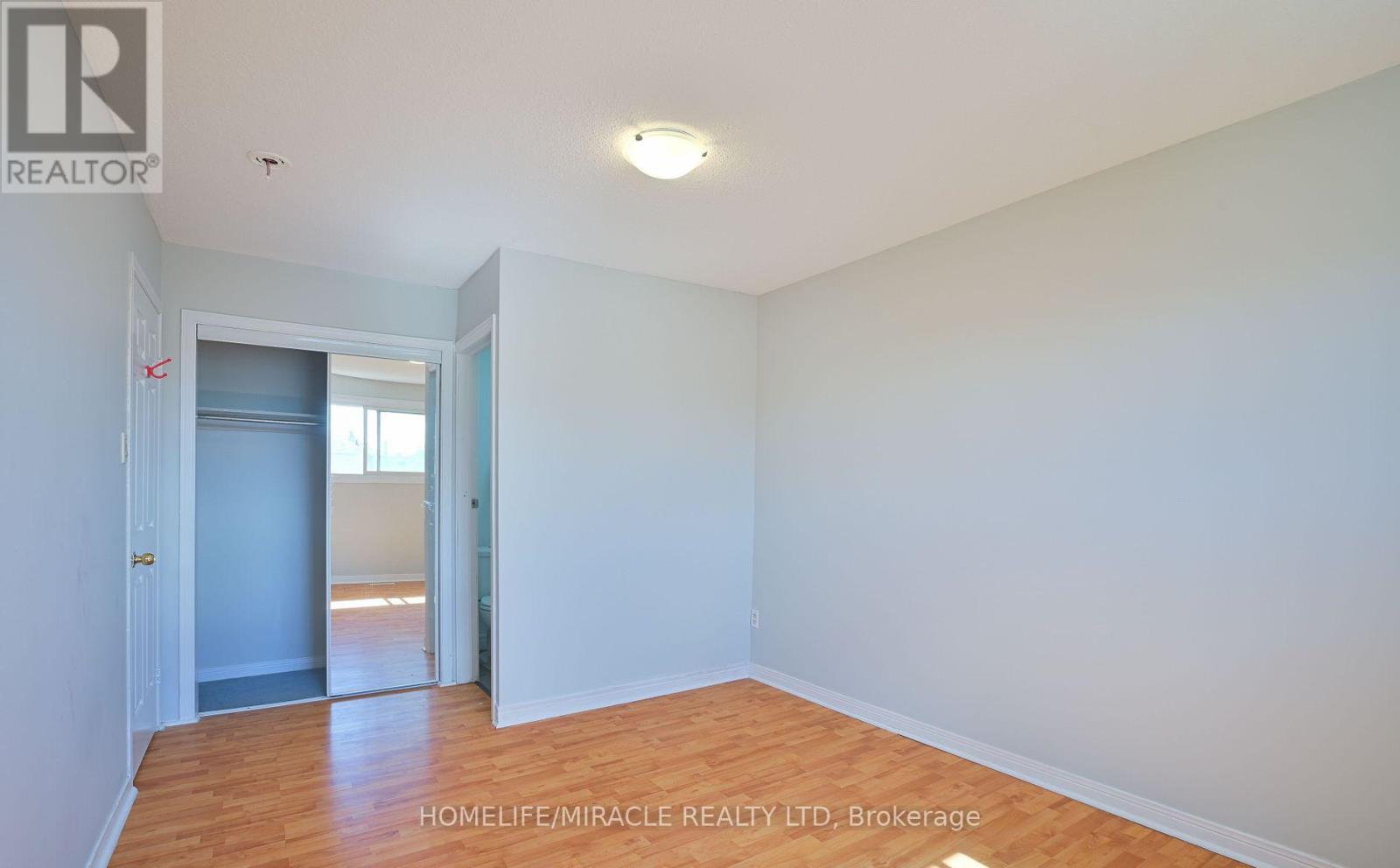 28 Peterson Court N, Brampton, Ontario  L6Z 1K6 - Photo 23 - W12643678