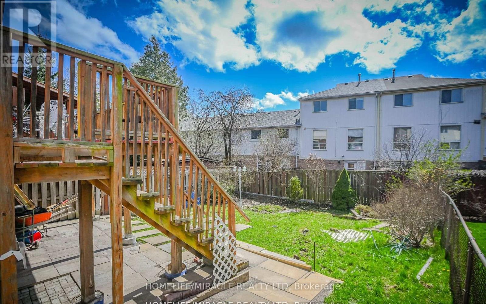 28 Peterson Court N, Brampton, Ontario  L6Z 1K6 - Photo 35 - W12643678