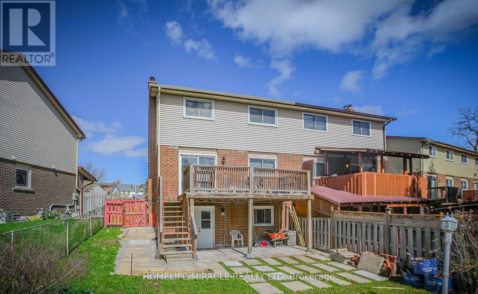 28 Peterson Court N, Brampton, Ontario  L6Z 1K6 - Photo 37 - W12643678