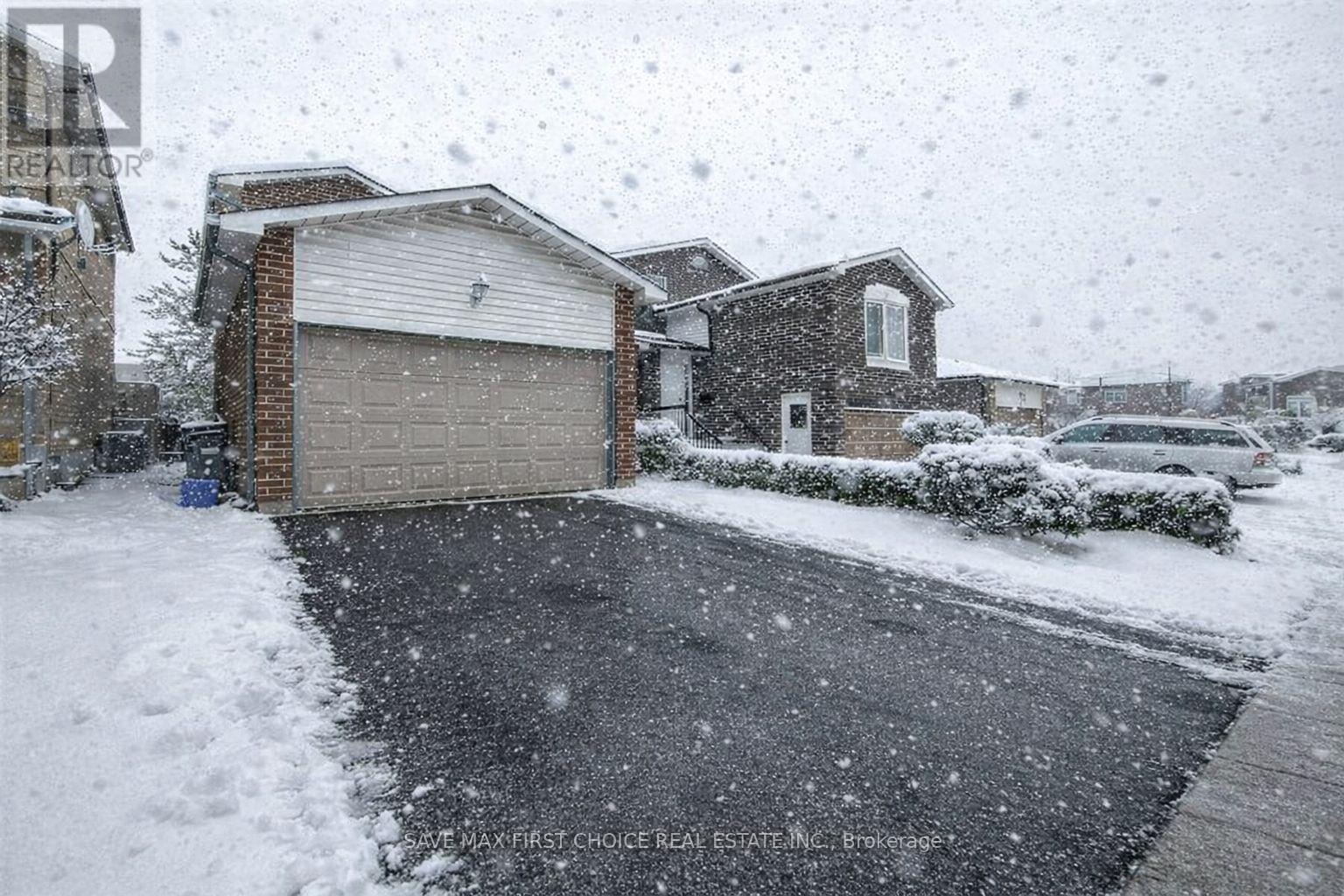 6 WILDERCROFT AVENUE, Brampton, Ontario