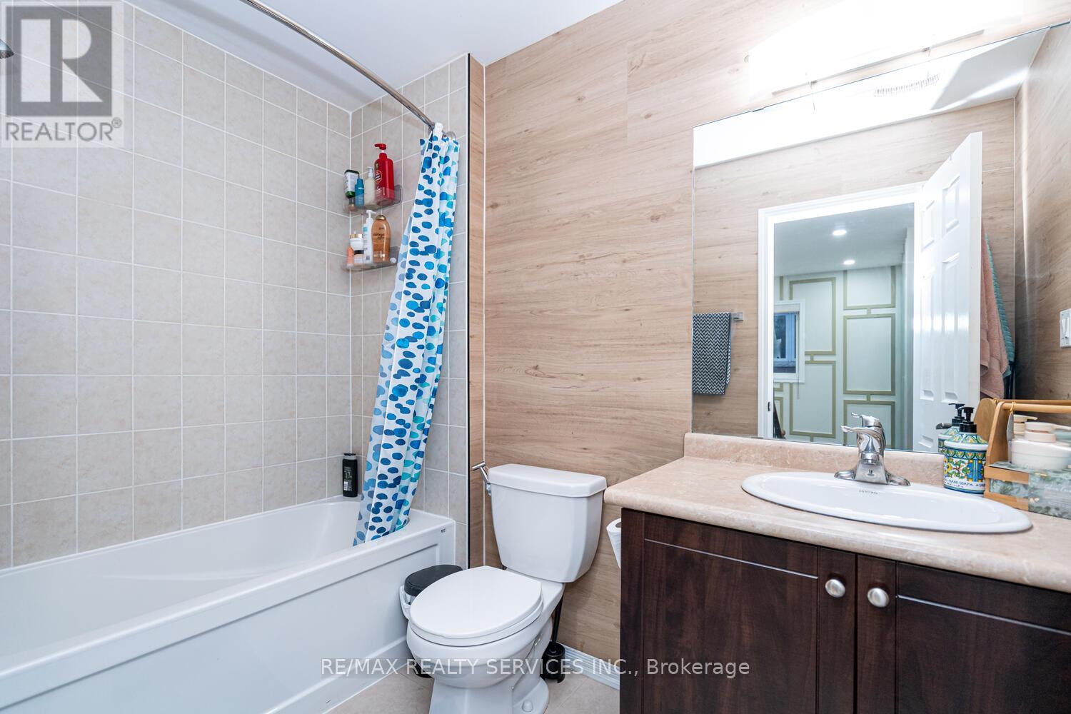 11 Hoover Road, Brampton, Ontario  L7A 4L2 - Photo 37 - W12643684