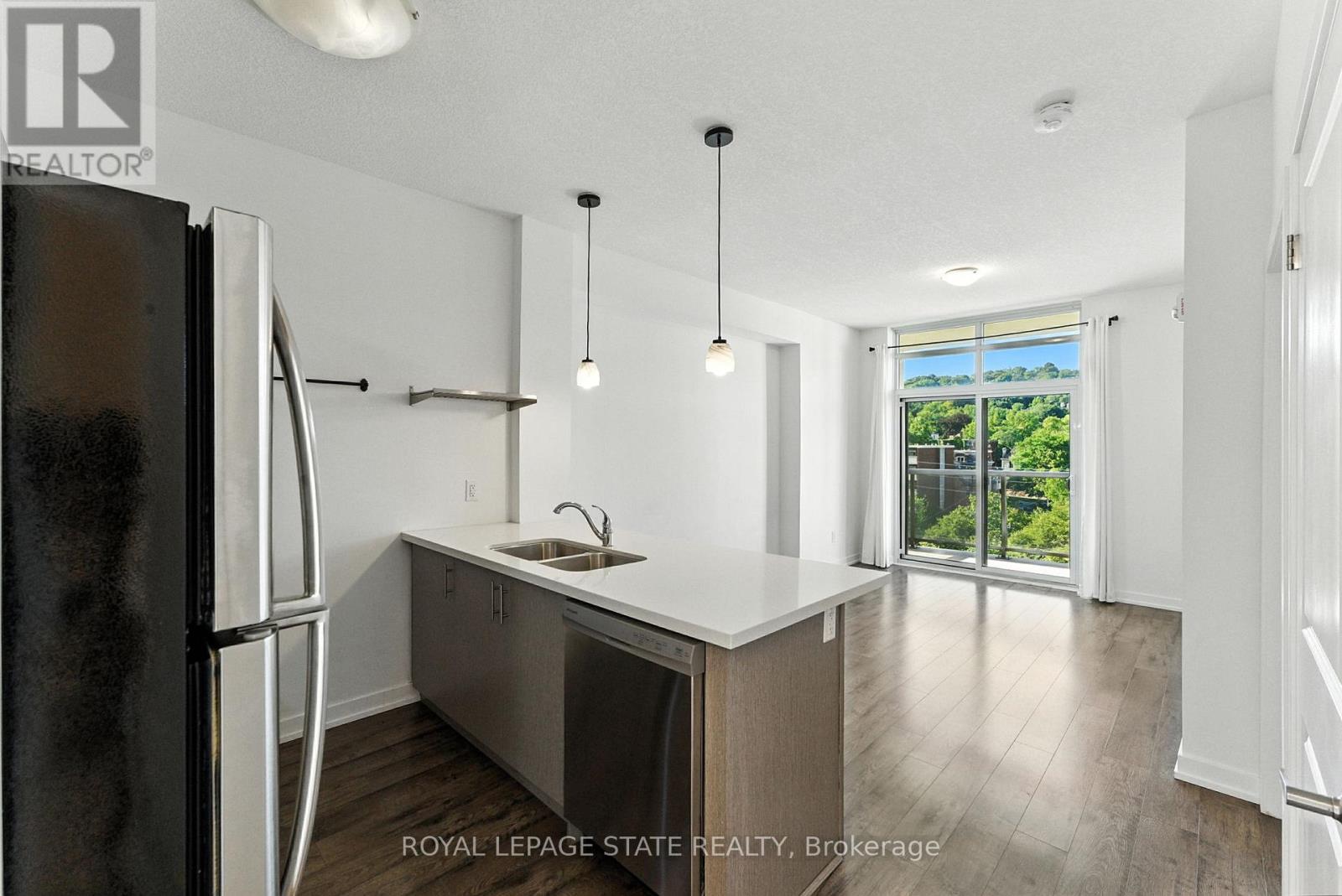 709 - 81 Robinson Street, Hamilton, Ontario  L8P 0C2 - Photo 10 - X12643574