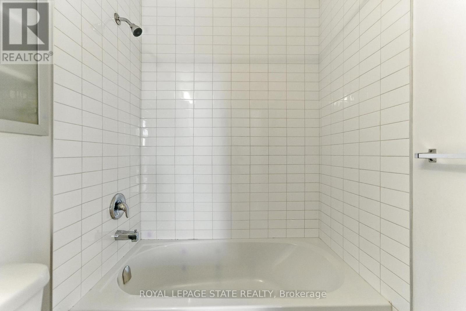 709 - 81 Robinson Street, Hamilton, Ontario  L8P 0C2 - Photo 25 - X12643574