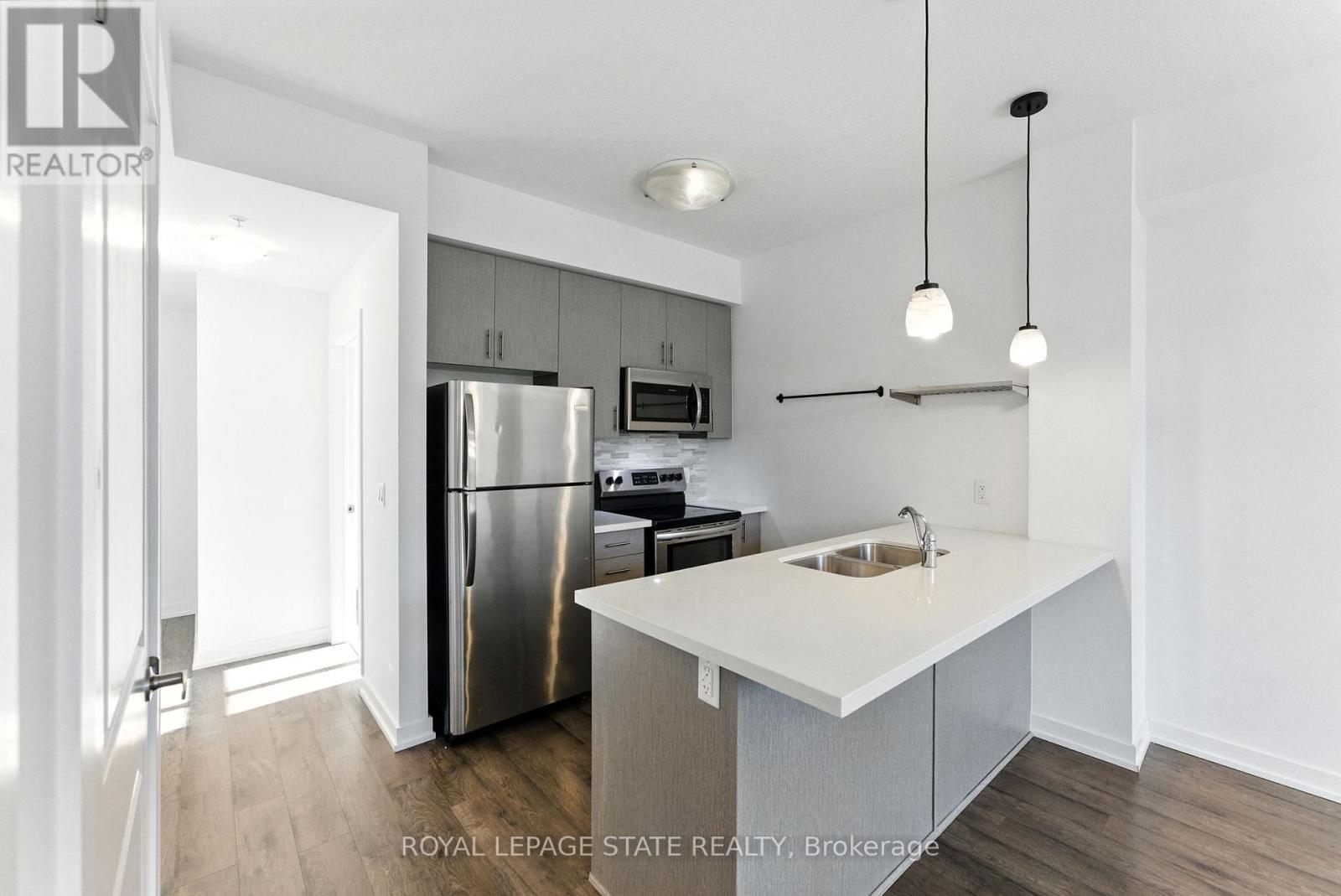 709 - 81 Robinson Street, Hamilton, Ontario  L8P 0C2 - Photo 8 - X12643574