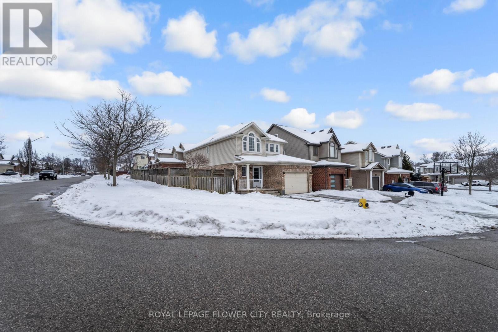 107 Skipton Crescent, Cambridge, Ontario  N3C 4P2 - Photo 3 - X12643578