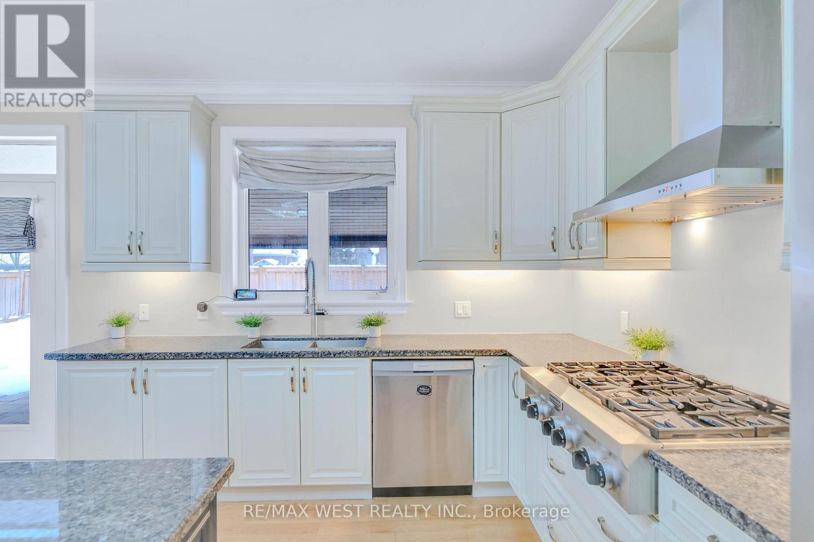 20 Anderson Avenue, Mono, Ontario  L0W 2Z2 - Photo 10 - X12643664