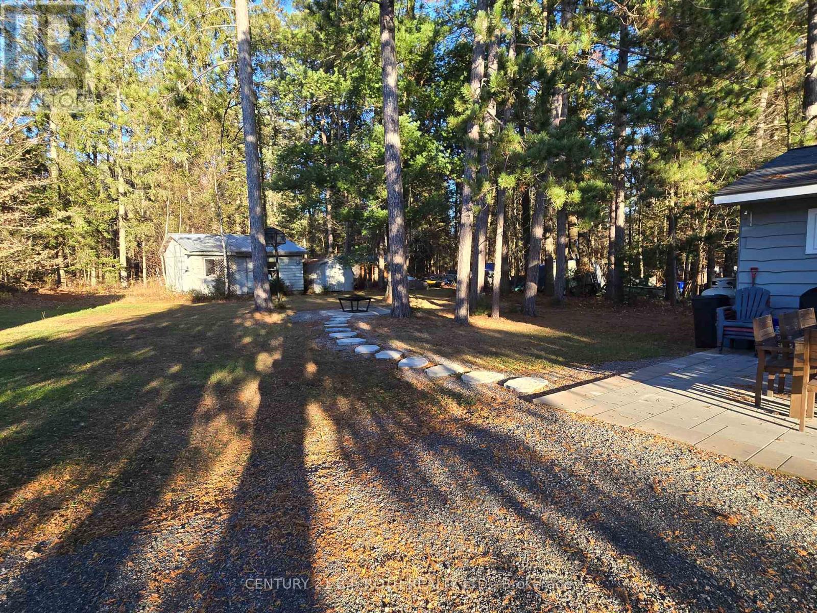 375 Santas Village Road, Bracebridge, Ontario  P1L 1W8 - Photo 18 - X12643668