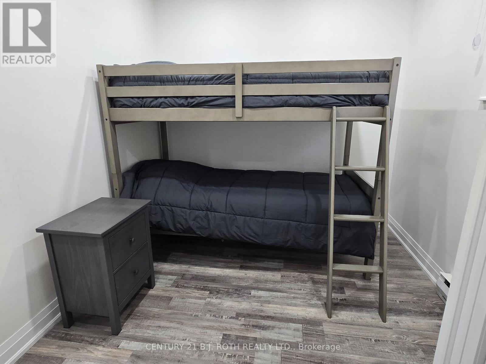 375 Santas Village Road, Bracebridge, Ontario  P1L 1W8 - Photo 7 - X12643668