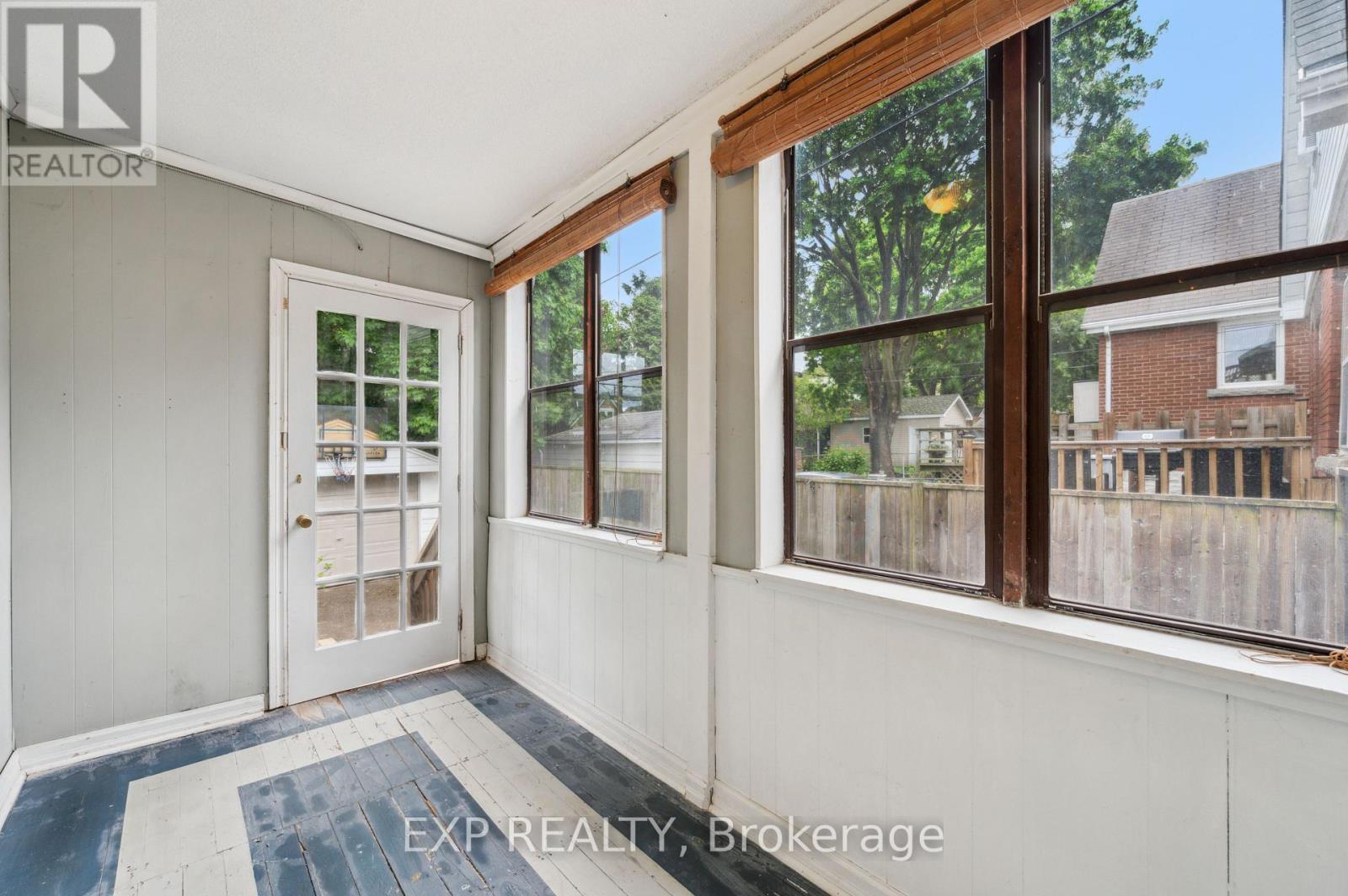 289 Houghton Avenue S, Hamilton, Ontario  L8K 2N4 - Photo 16 - X12643688