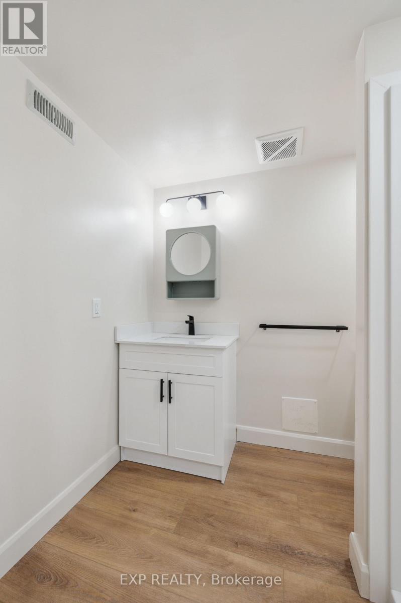 289 Houghton Avenue S, Hamilton, Ontario  L8K 2N4 - Photo 39 - X12643688