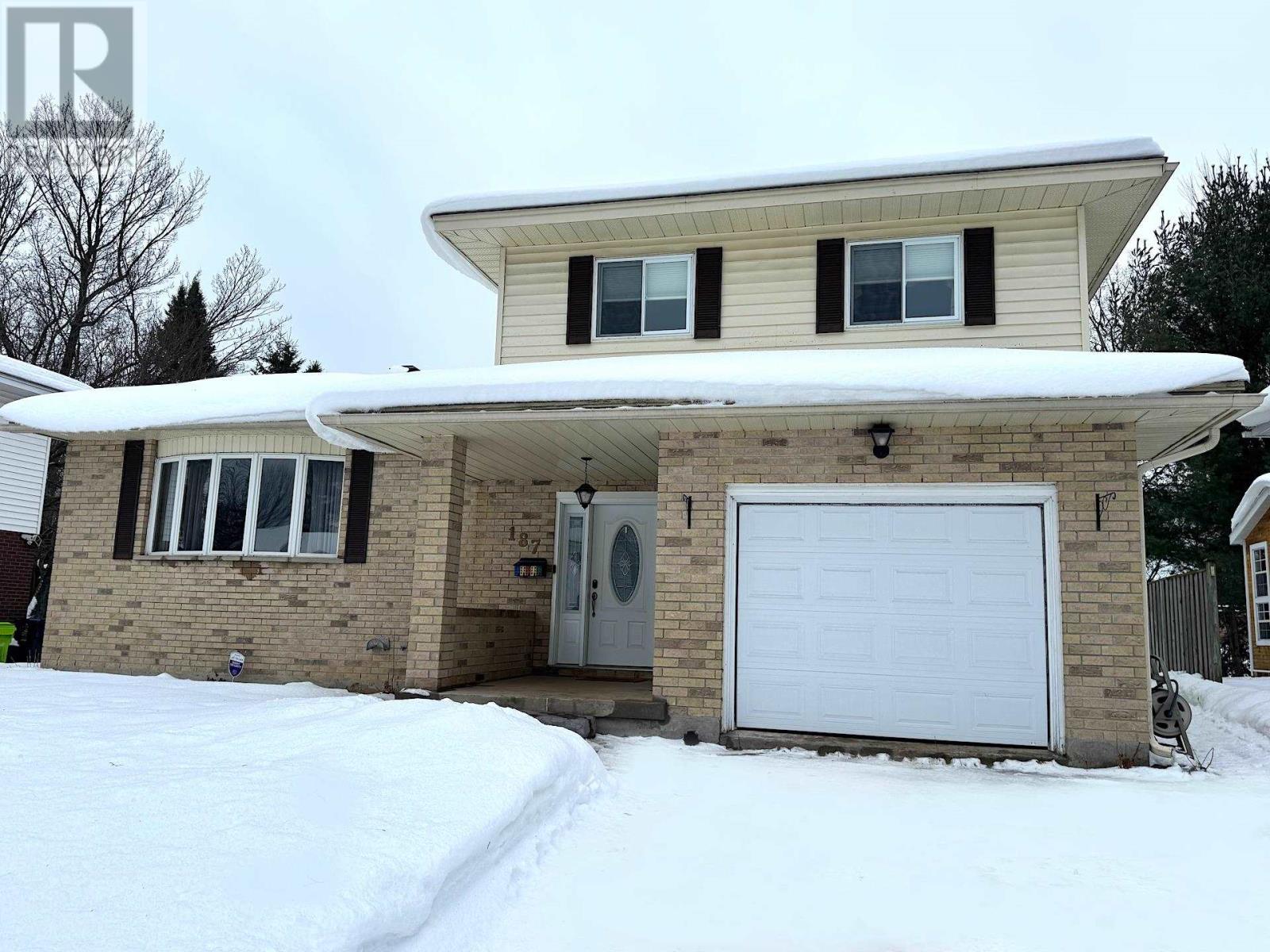 187 Parkland CRES, Sault Ste. Marie, Ontario