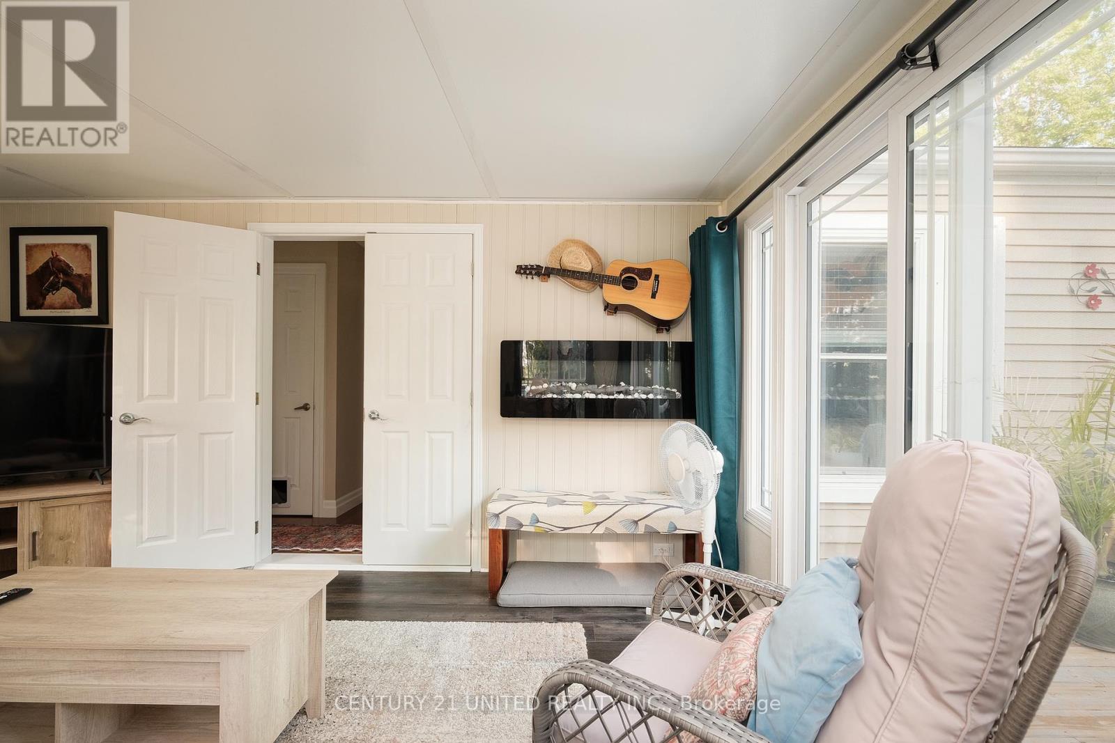 4 Rollies Bay Road E, Curve Lake First Nation 35, Ontario  K0L 1R0 - Photo 16 - X12643700