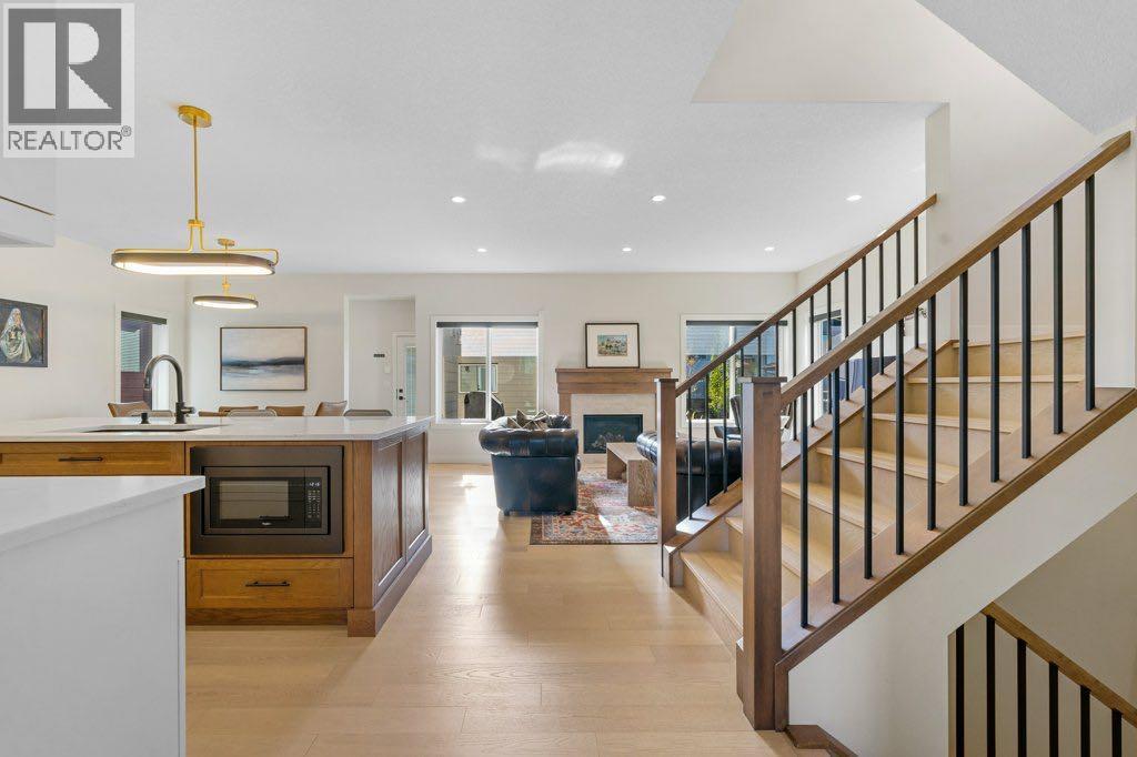 409 Shawnee Boulevard Sw, Calgary, Alberta  T2Y 0T4 - Photo 14 - A2263453