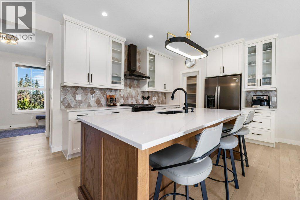 409 Shawnee Boulevard Sw, Calgary, Alberta  T2Y 0T4 - Photo 7 - A2263453